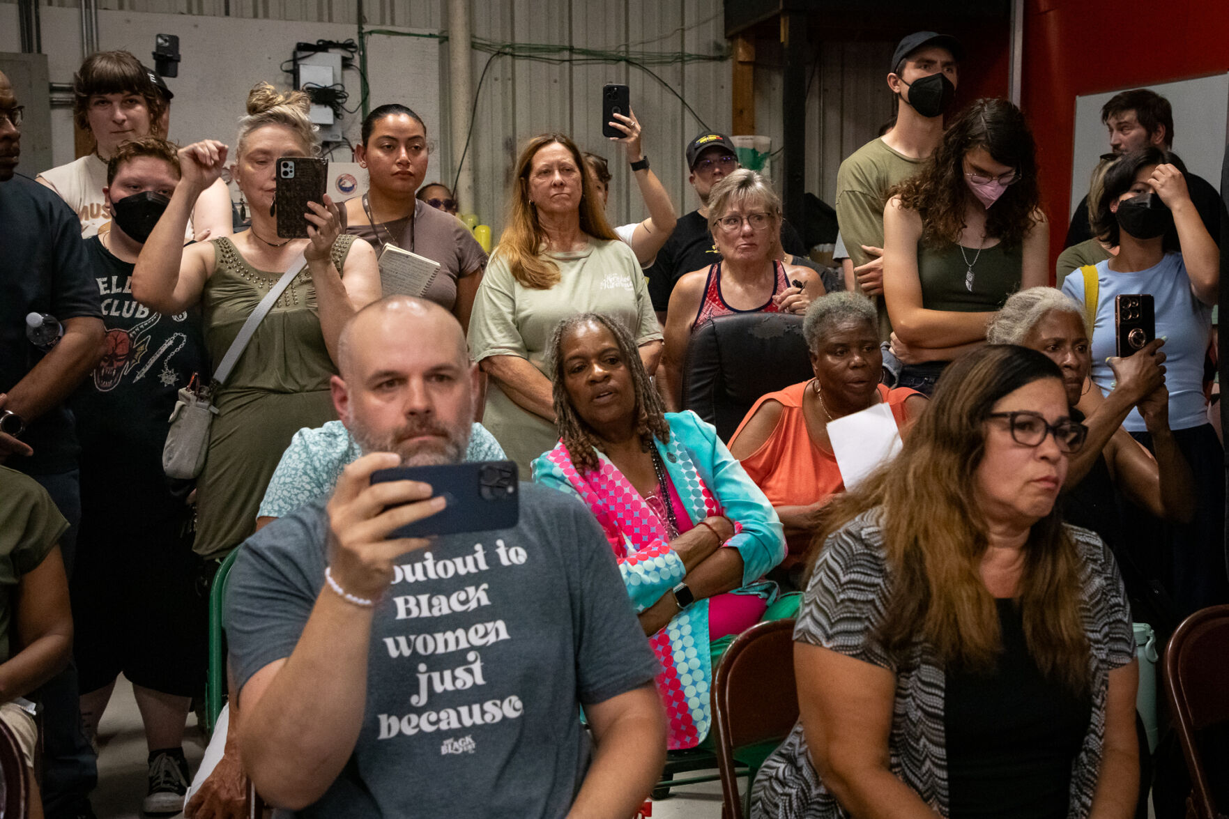 Attendees at an Aug. 12, 2025, meeting of the Mason Board of Mayor and Aldermen